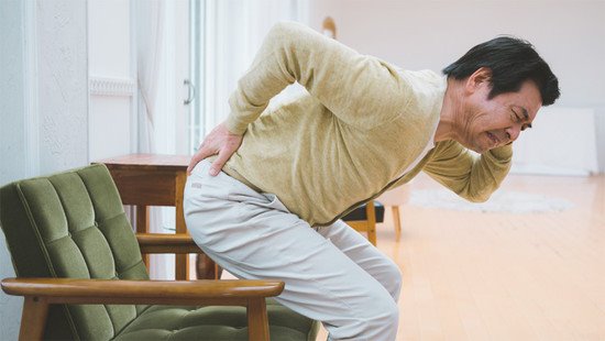 中腰で激痛が走る | 塩川満章の技術を継承するカイロプラクティックグループ