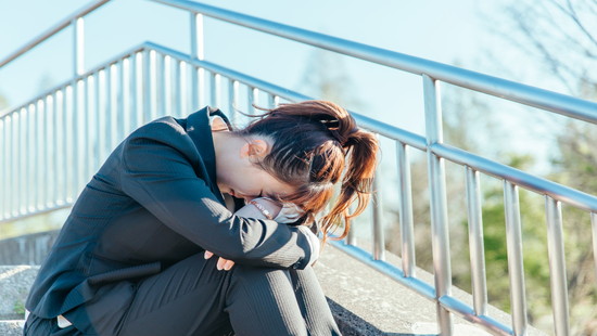 パニック障害に伴う自律神経の乱れによる心身の不調